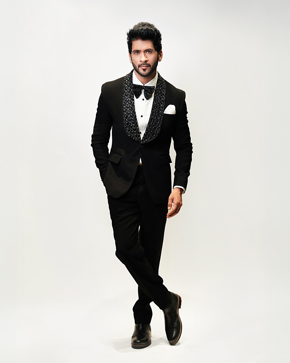 Lapel Embroidered Tuxedo Suit - Image 2