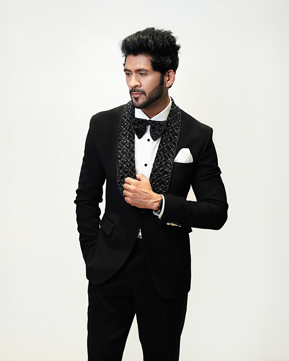 Lapel Embroidered Tuxedo Suit - Image 5